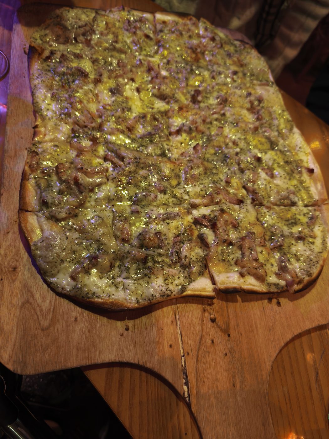 Tarte flambée au pesto au Kraken Colmar